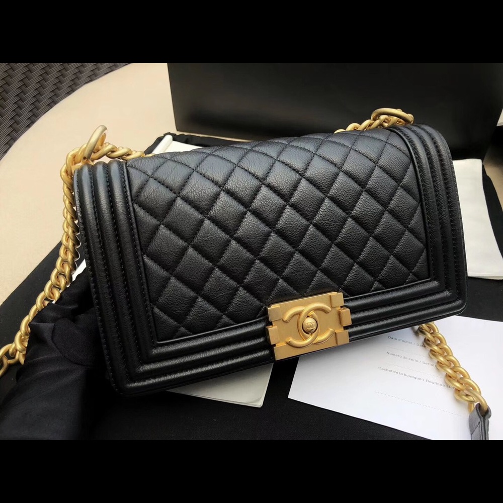 Classic LeBoy Medium size